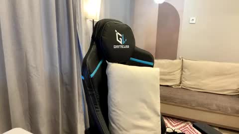 travisrivas online show from April 2026 02:04:01 PM