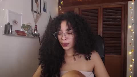 Emily online show from March 2025 05:50:01 PM