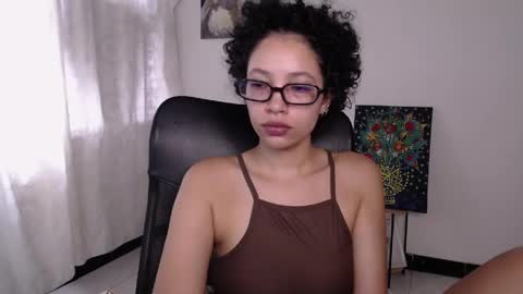Snapshot of treasuresz chatting on May 2026 05:33:01 PM Emily online show from May 2026 05:33:01 PM