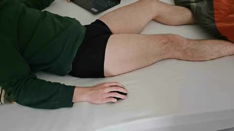 tree1989 online show from January 2025 02:09:01 PM