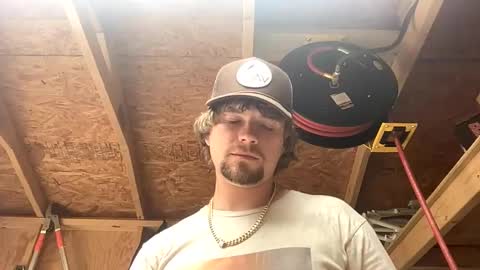 treeman817 online show from April 2026 05:37:01 PM