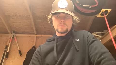 treeman817 online show from April 2026 11:47:02 PM