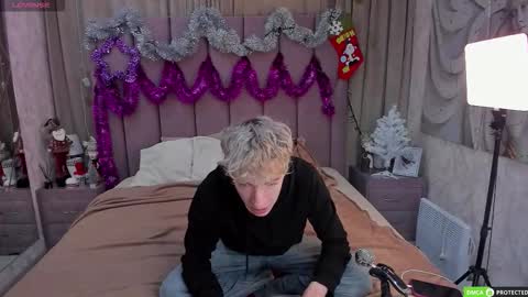 TrevorBenson online show from December 2025 03:22:02 AM