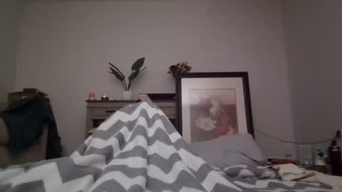 Snapshot of trickquestion chatting on December 2024 11:18:01 PM trickquestion online show from December 2024 11:18:01 PM