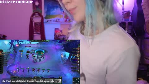 Snapshot of tricky_nymph chatting on December 2024 10:33:02 AM Cassie online show from December 2024 10:33:02 AM