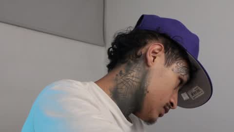 - trieone online show from February 2025 06:02:02 AM