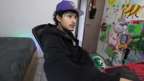 - trieone online show from February 2026 01:51:01 PM