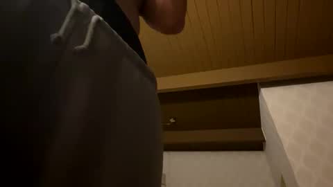 Snapshot of trillahung chatting on December 2024 03:07:01 AM WapBopper online show from December 2024 03:07:01 AM