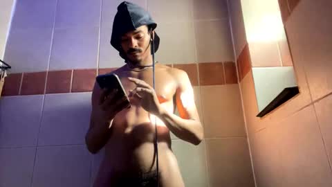 Snapshot of trillahung chatting on September 2025 02:29:02 PM WapBopper online show from September 2025 02:29:02 PM