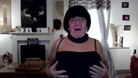 trinity1011 online show from October 2025 07:09:01 AM