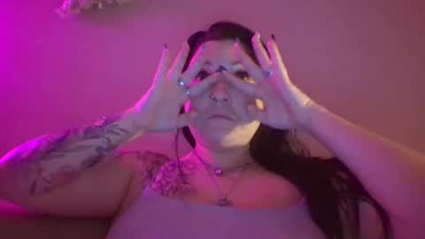 Snapshot of trinitymarie69 chatting on July 2026 04:18:01 AM trinitymarie69 online show from July 2026 04:18:01 AM