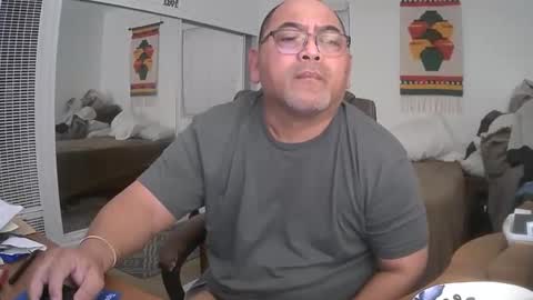 Snapshot of trinsterx chatting on February 2025 05:37:01 AM trinsterx online show from February 2025 05:37:01 AM