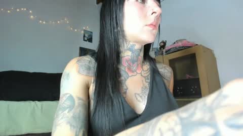 Snapshot of tristan_fantasycam22 chatting on June 2026 10:56:02 PM Tristan And Samara online show from June 2026 10:56:02 PM