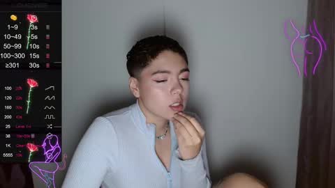 Snapshot of trixie_tangg chatting on March 2025 10:53:01 PM Kitty online show from March 2025 10:53:01 PM