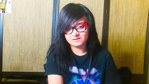 trixiedoescamcam online show from February 2026 01:21:01 AM