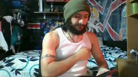 Andrew online show from November 2025 09:41:02 PM