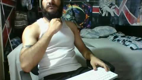 Andrew online show from April 2026 11:31:02 PM