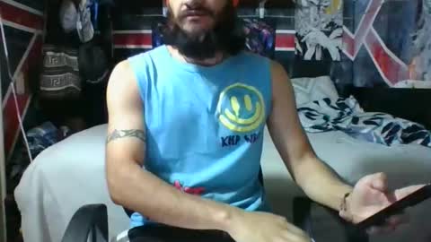 Andrew online show from April 2026 11:43:02 PM