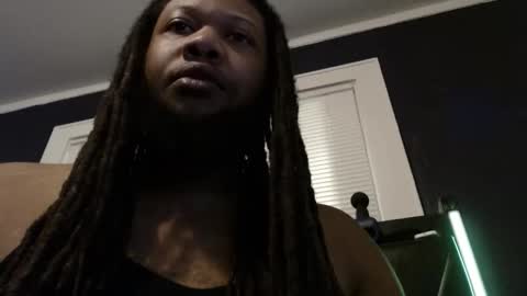 Trmdstrong online show from October 2025 07:16:01 AM