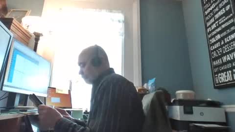 Snapshot of trodgers136 chatting on January 2025 03:39:02 PM TRodgers online show from January 2025 03:39:02 PM