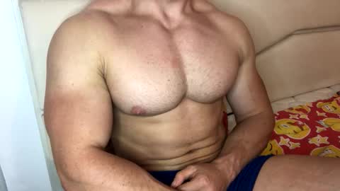 Snapshot of troncq chatting on October 2025 03:13:02 PM Troncq online show from October 2025 03:13:02 PM