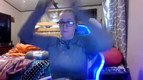 TruckersWifeToBe online show from December 2024 05:08:01 PM