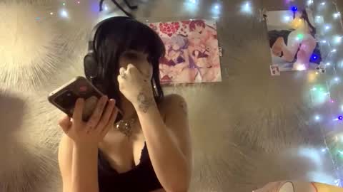 Poly online show from February 2026 07:04:01 PM