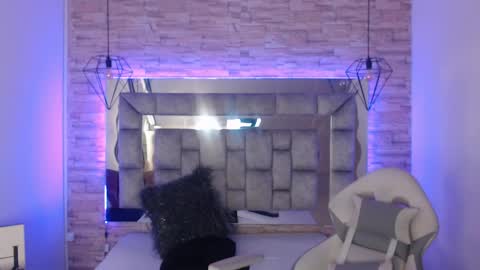 Snapshot of truelove_art chatting on February 2025 11:43:01 AM online show from February 2025 11:43:01 AM