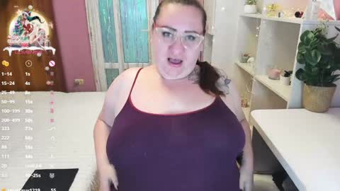 Adelle online show from December 2024 08:15:02 PM