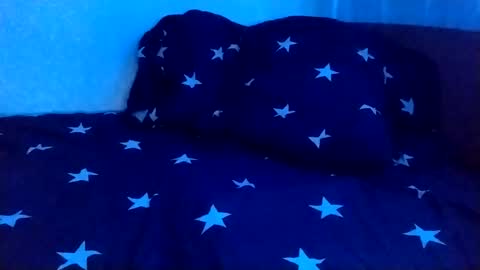 Emilum online show from December 2024 12:32:02 AM