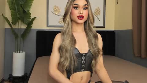 Saskia online show from December 2024 10:06:02 AM