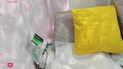 Anne Bebe online show from March 2026 11:49:02 PM