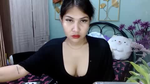 Snapshot of tsempress chatting on January 2025 08:37:02 PM SHENA online show from January 2025 08:37:02 PM