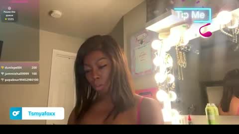 Snapshot of tsfoxx chatting on May 2026 03:35:02 AM tsfoxx online show from May 2026 03:35:02 AM