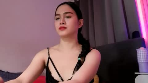 Bella Ratbu online show from December 2025 01:23:01 AM