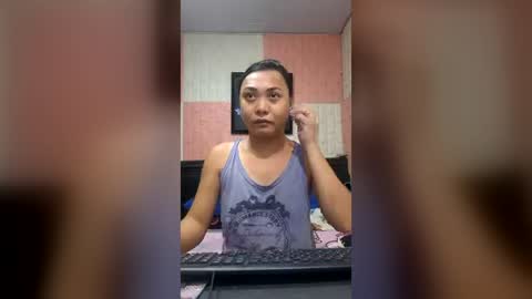 Snapshot of tssimplycutiets chatting on July 2026 10:40:01 AM Kirei online show from July 2026 10:40:01 AM