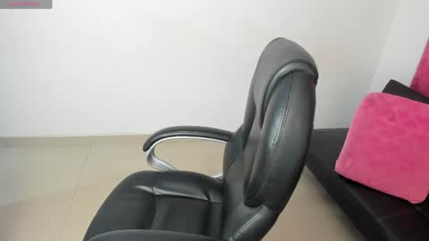 Susan online show from April 2026 07:31:01 AM