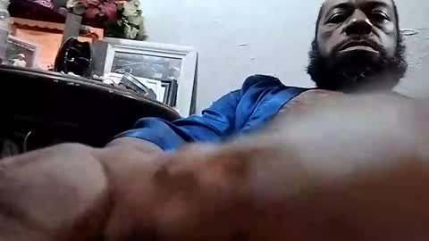 Tube online show from April 2026 04:57:01 AM