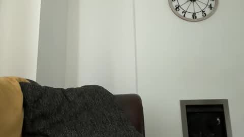 Tuhands online show from March 2026 10:22:01 AM