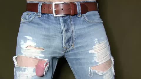 Snapshot of turquoise_metallic chatting on October 2025 03:06:02 AM Phil Box online show from October 2025 03:06:02 AM