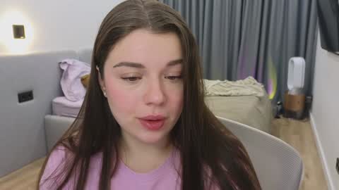 Snapshot of tutti_frutti_ chatting on January 2025 09:18:01 PM Ariana online show from January 2025 09:18:01 PM