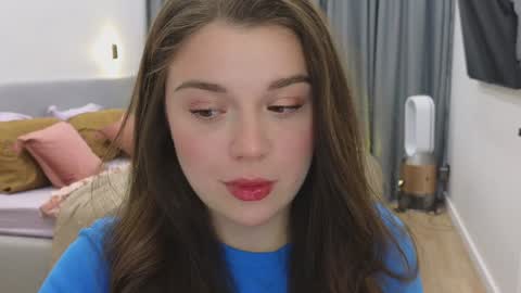 Snapshot of tutti_frutti_ chatting on February 2025 08:45:02 PM Ariana online show from February 2025 08:45:02 PM