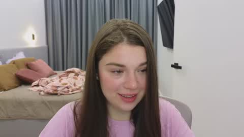 Snapshot of tutti_frutti_ chatting on February 2025 09:33:01 PM Ariana online show from February 2025 09:33:01 PM