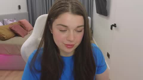 Snapshot of tutti_frutti_ chatting on February 2025 12:21:01 AM Ariana online show from February 2025 12:21:01 AM