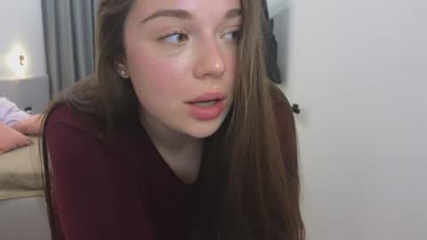 Snapshot of tutti_frutti_ chatting on March 2025 08:32:02 PM Ariana online show from March 2025 08:32:02 PM