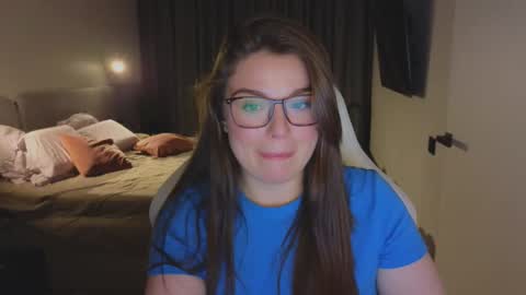Snapshot of tutti_frutti_ chatting on September 2025 09:14:02 PM Ariana online show from September 2025 09:14:02 PM