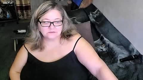 Lana online show from October 2025 12:30:02 AM