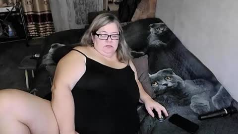 Lana online show from October 2025 07:58:02 PM