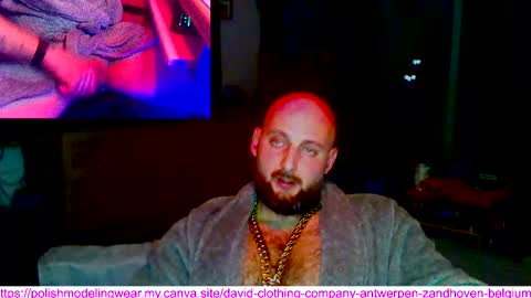 Snapshot of twardyidlugi chatting on February 2025 11:31:01 PM twardyidlugi online show from February 2025 11:31:01 PM