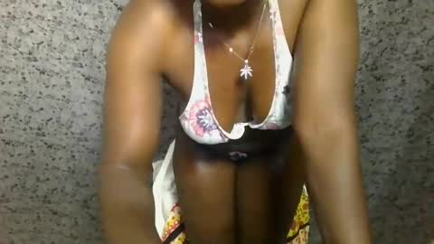 twerker_lyly online show from October 2025 07:56:01 PM